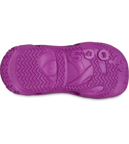 Caged Clog